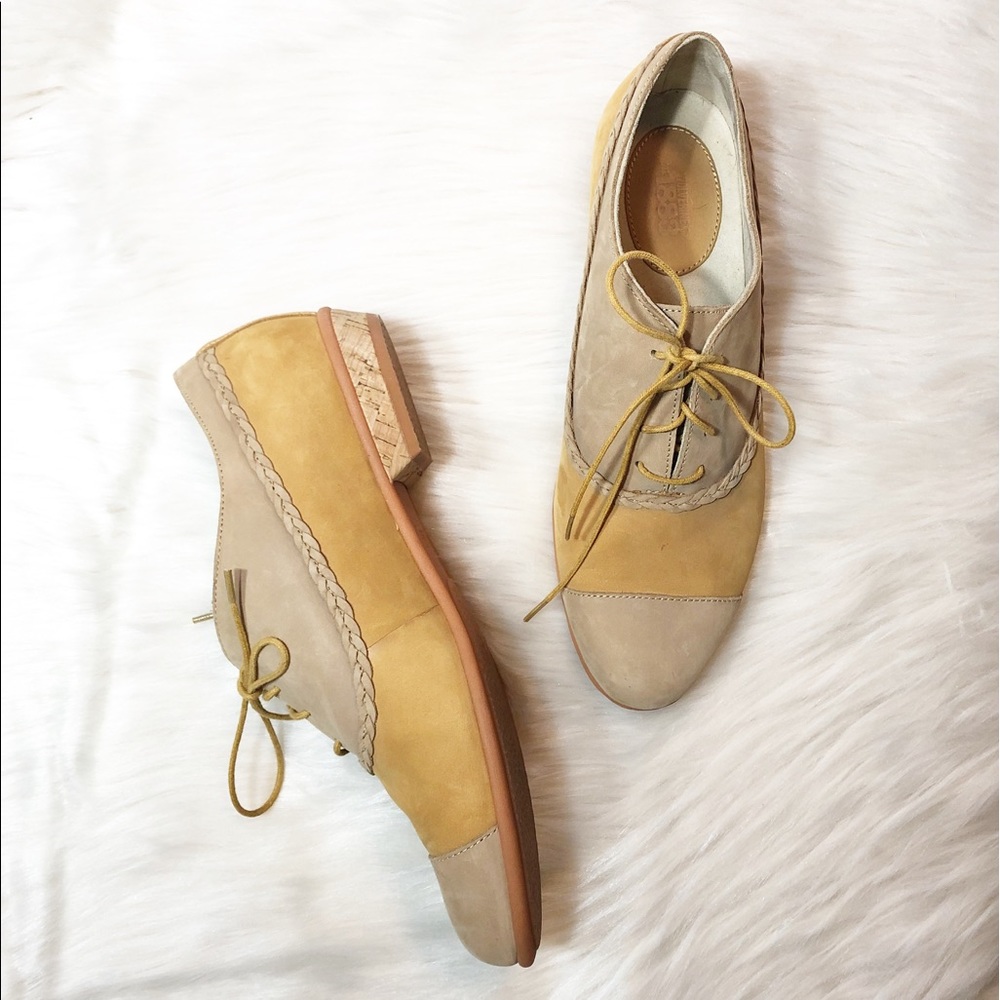 Wolverine No 1883 Maisie Tan Two-Tone Oxfords Sz10